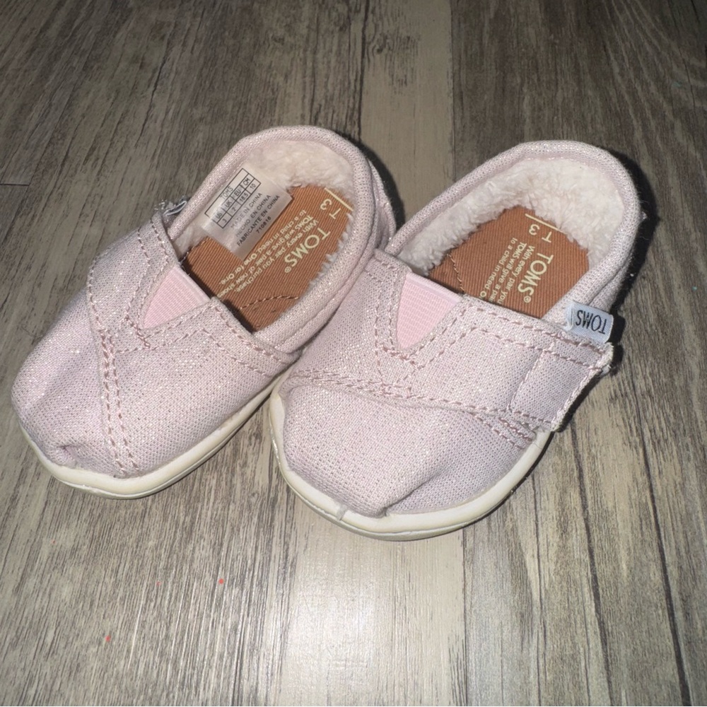 TOMS Light Pink Baby Shimmer Shoes - Picture 4 of 11